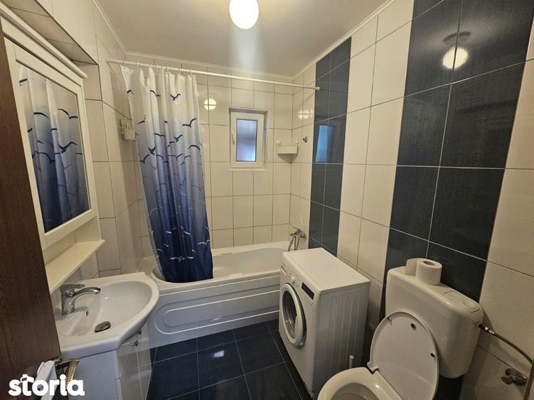 Apartament cu 3 camere, mobilat în Central