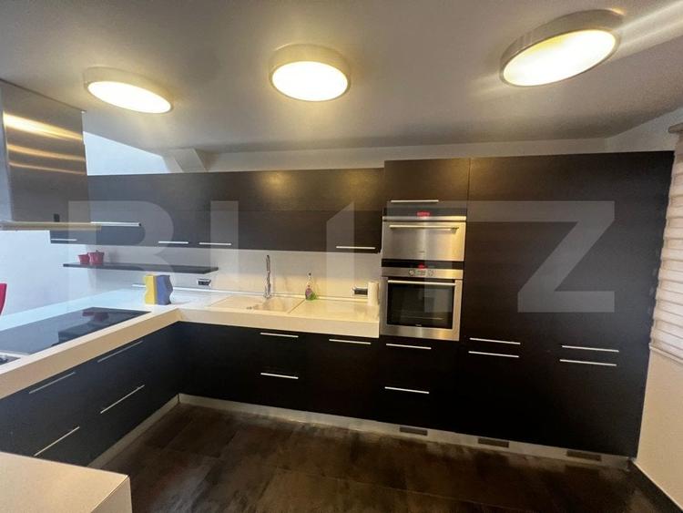 Duplex cu 5 camere cu Canalizare în Aradului