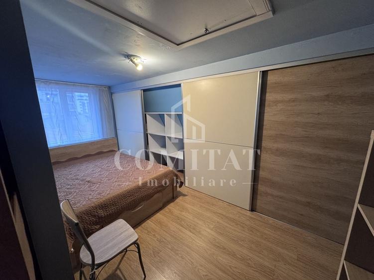 Apartament cu 3 camere semidecomandat, mobilat în Central