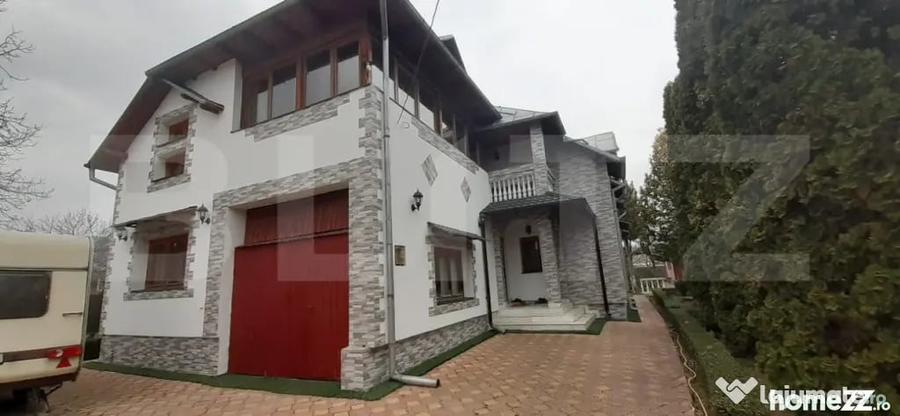 Casă cu 6 camere cu Teren 912 Mp în Pucioasa