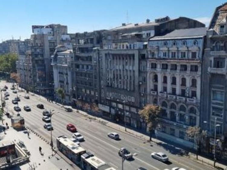 Apartament cu 2 camere, mobilat în P-ța Romană