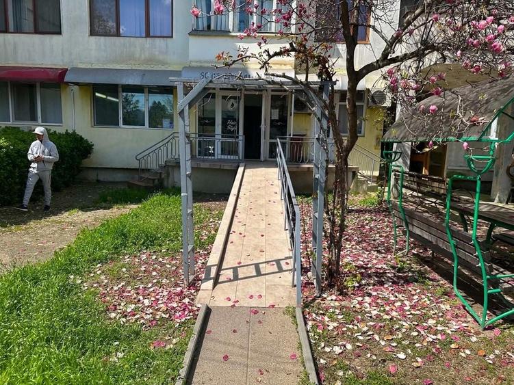 Spațiu comercial, în Central