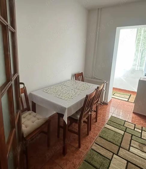 Apartament cu 2 camere decomandat în Exterior Vest