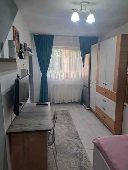 Garsonieră semidecomandată în Sud