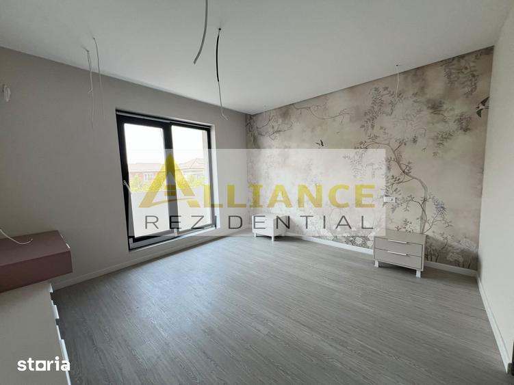 Casă cu 4 camere cu Teren 365 Mp în Vidra