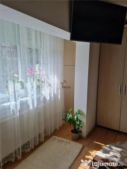 Garsonieră decomandată în Lipovei