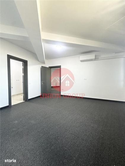 Spațiu comercial, de 70 mp, în Brotăcei