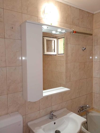 Apartament cu 3 camere decomandat în Sebastian