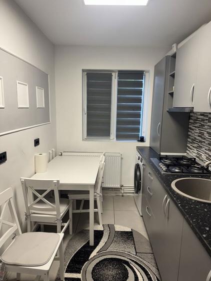Apartament 2 camere zona gradina langa Berlin , 52 mp pret 72000 euro neg, parter ,mobilat si utilat - 1