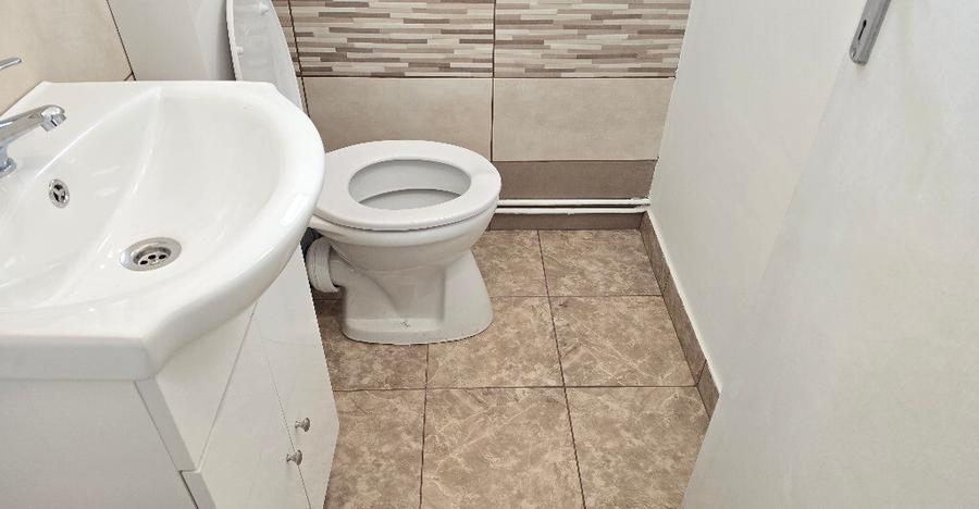 Vand sau inchiriez apartament 4 camere in Deva, Pieta Centrala, et. 3 - 3