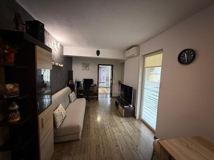 Apartament 2 camere semidecomandat zona Eroilor - 2