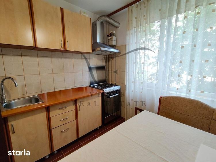 0 Comision 3 Camere 64 mp 1 balcon etaj 2 Colentina Metrou Obor 2 min - 4