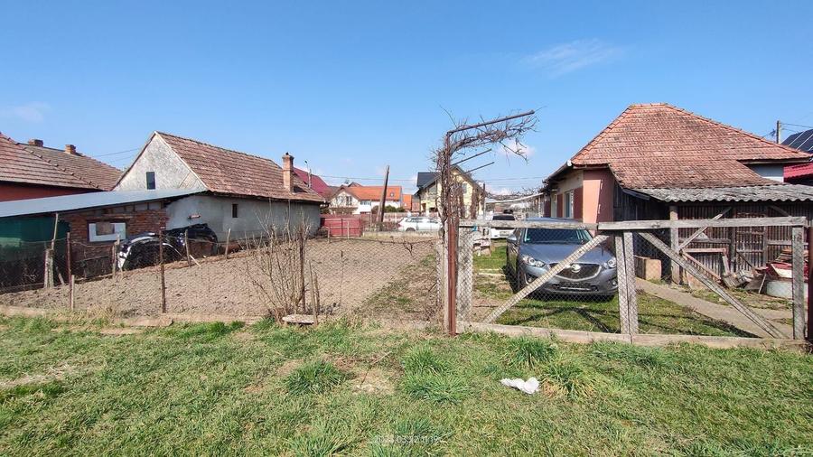 Sancraiu de Mures - 1617 mp - Principala - front 20 metri - 6