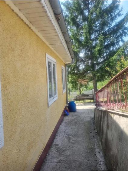 Vand casa urgent, 59.000 de E - 5