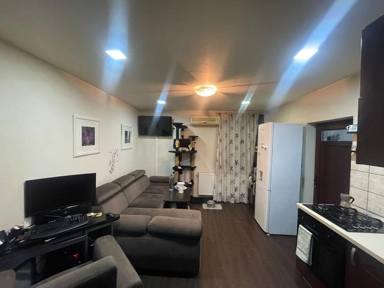 Universitatea Hyperion- Apartament 2 camere la Curte - 9