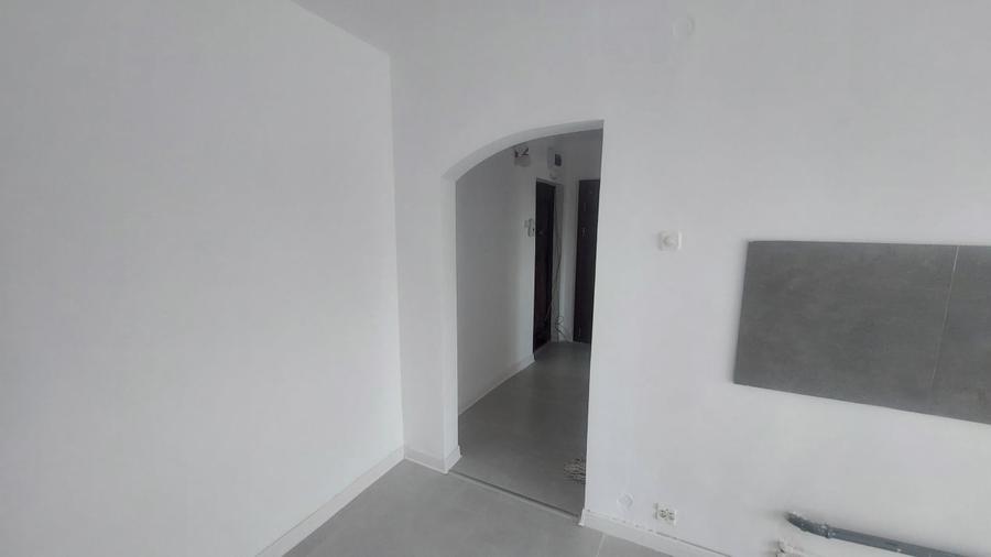 Apartament 3 camere open space, etajul 10, Craiovita zona Niela - 7