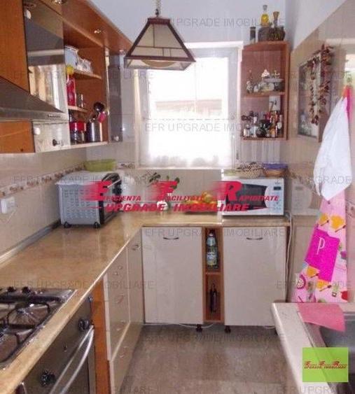 Vilă cocheta de vanzare ?n zona Sala Palatului - 24