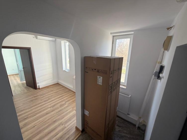 Apartament de inchiriat 3 camere Eroii Revolutiei - 4