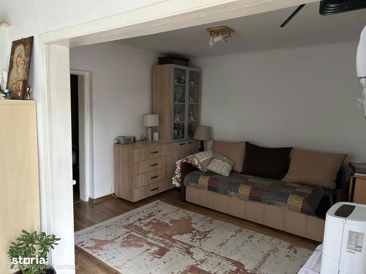 Casa cu 3 camere, curte ?i aer condi?ionat - 9