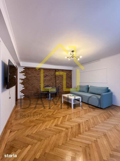 Apartament cu 3 camere în Centrul Civic