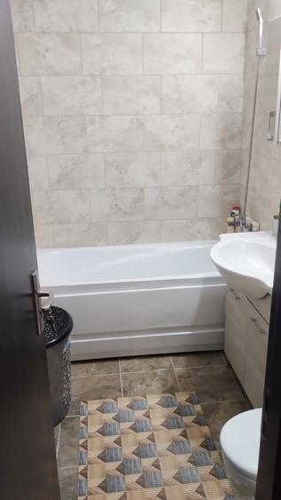 Apartamet cu 3 camere de inchiriat, etajul 2, zona CFR - 7