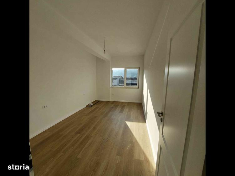 Persoana fizica , vand apartament deosebit. - 7