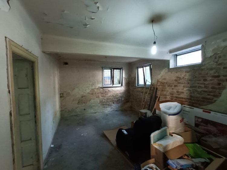 TITULESCU - langa Clinica 32 vanzare casa 230 mp - 15