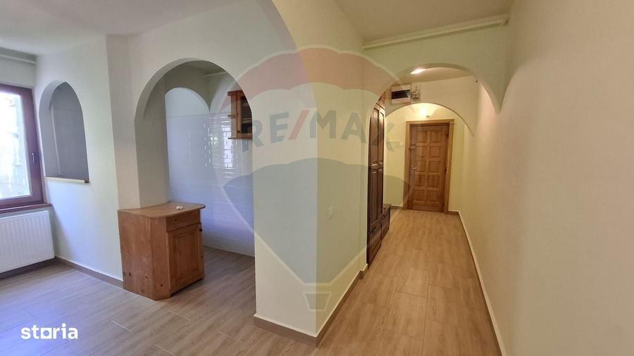Apartament cu 3 camere în Tudor