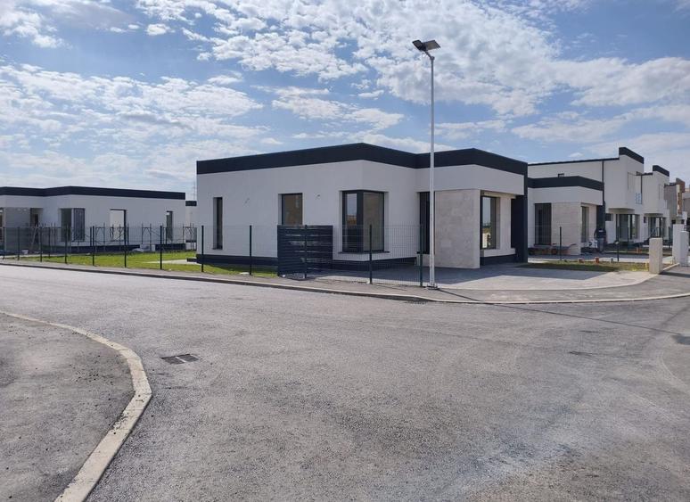 Casa 3 Camere Utilitati Complete Complex Rezidential Premium - 7