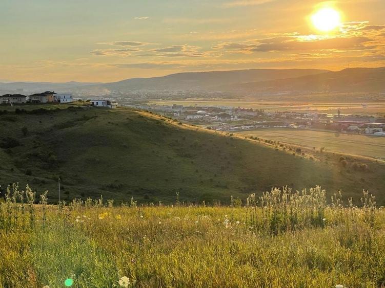 Persoana fizica vand teren intravilan Dezmir 9400 mp - 1