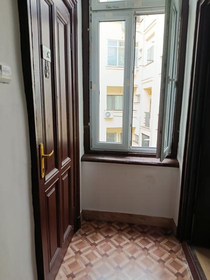 Propun spre vinzare Garsoniera 2 camere in 2 nivele 33mp - 11
