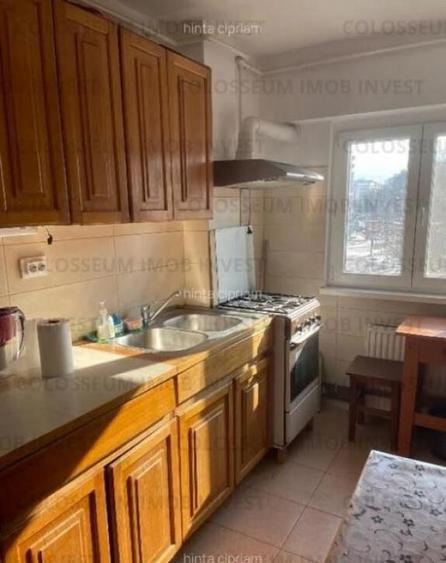 Apartament 3 camere, decomandat - zona Centru Civic - 1