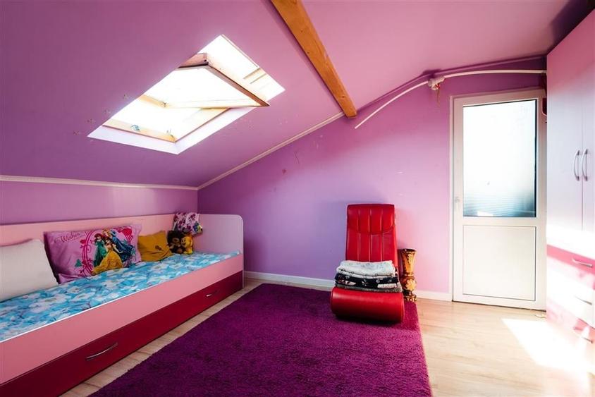 RECO Casa de vanzare cu mansarda la 2 minute de Lotus - 6