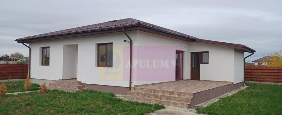 Sabareni, casa noua, 3 camere, 2 bai, bucatarie, t... - 2