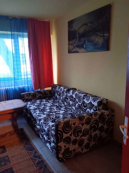 Garsoniera de inchiriat, Dragos Voda - 6