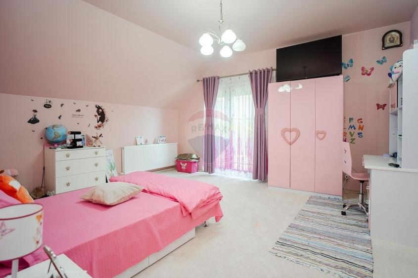 0% Comision - VILA de LUX de vânzare – Cu iaz natural - 21