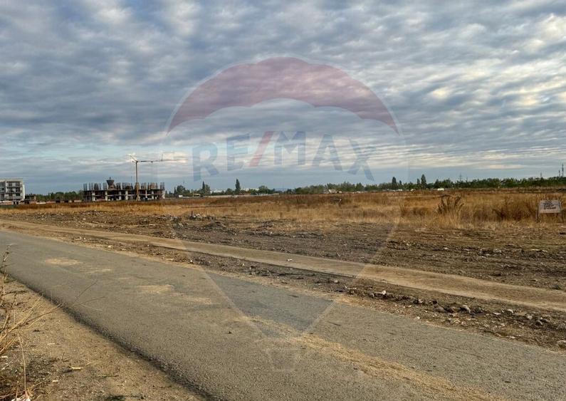 Teren 9400 mp Strada Gura solcii - 2