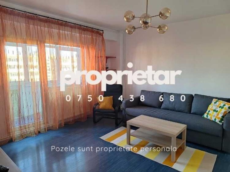 Apartament cu 3 camere decomandat în Costin Georgian