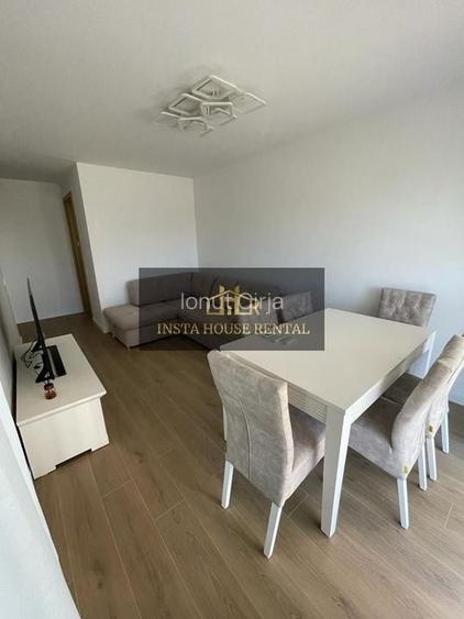 3 camere Parcului 20  + loc parcare si boxa