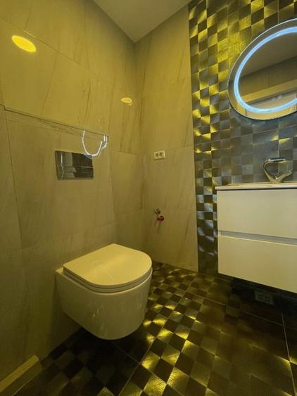 Discount mare, 2 camere lux, gata de mutare, comision 0 - 13