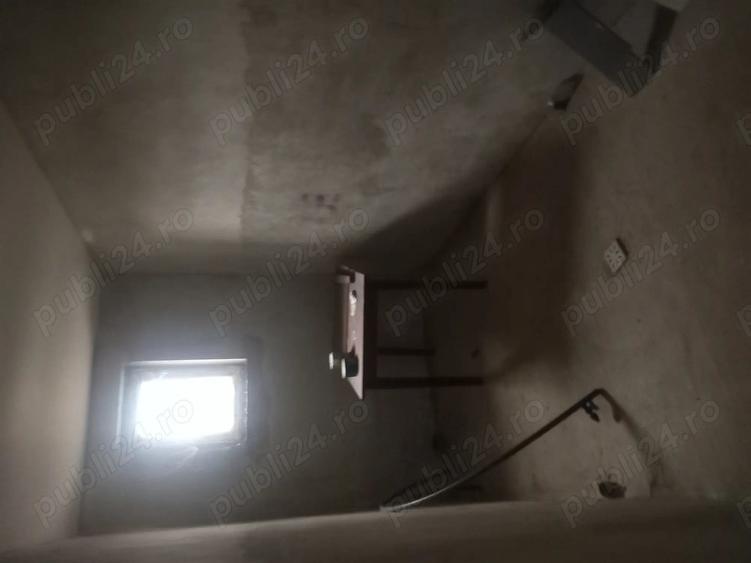 Vand casa la tara - 3