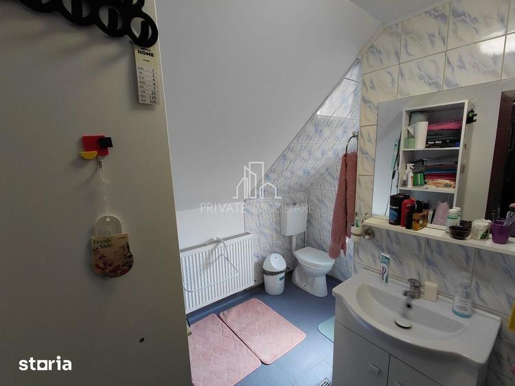 Casă cu 4 camere cu Teren 1000 Mp în Central