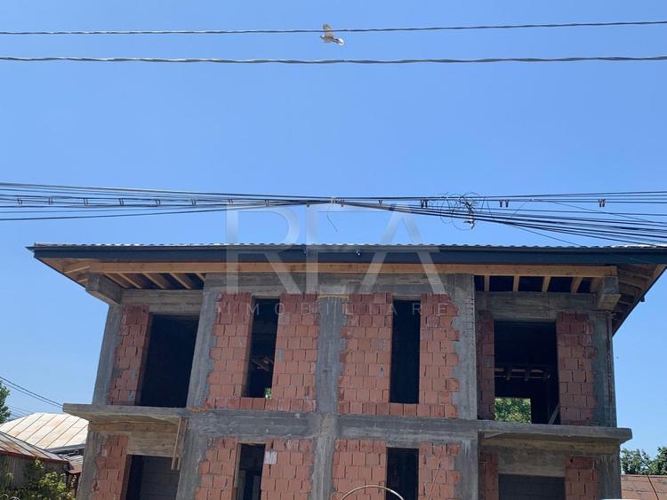 2 Duplex-uri la 8 minute distanta de mers pe jos de statia autobuzului 103 - 14