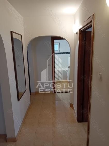 Apartament cu 3 camere, zona Lunei, centrala proprie - 8