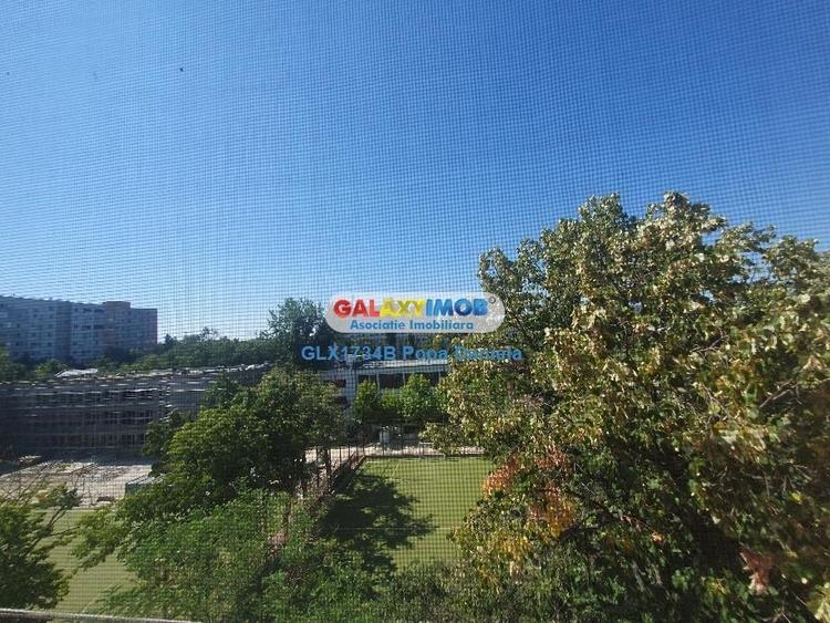 Vanzare 3 camere decomandat, Bdul 1 Decembrie - Scoala 82 - 18