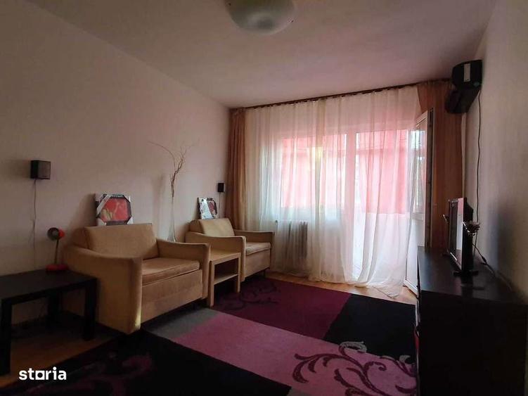 Proprietar Inchiriez Apartament 2 cam 9 Mai, dotari excelente, et 2/4 - 6