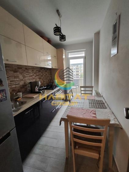 Apartament cu 3 camere decomandat în Apărătorii Patriei
