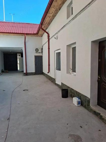 Vand casa si spatiu comercial pe Nicolae Titulescu nr.71 Lugoj - 1