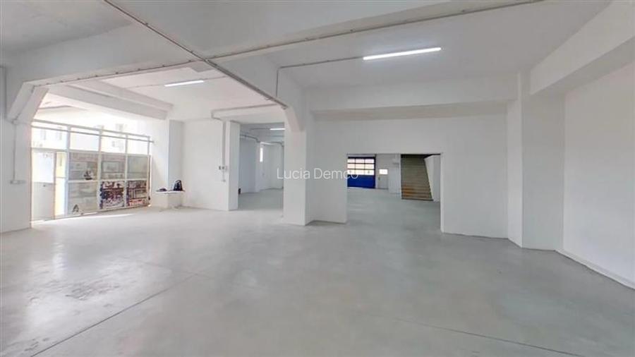 Spațiu comercial, 650 mp în Central Spațiu comercial, 650 mp în Central