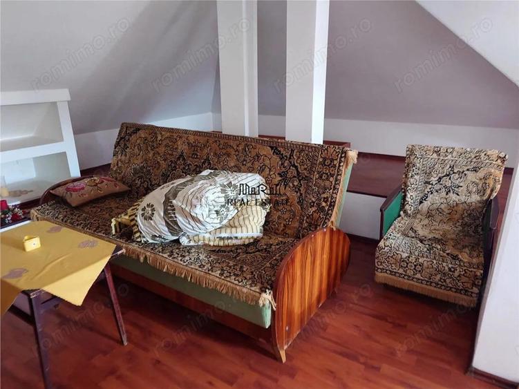 Casa P+M cu teren generos si loturi suplimentare in Baia de Cris - 17